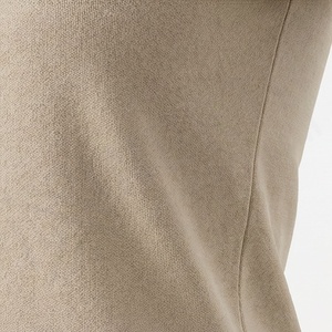 เสื้อยืดโอเวอร์ไซส์ผ้าฝ้ายสำหรับผู้หญิง พิมพ์โลโก้ตามสั่ง สำหรับแบรนด์แฟชั่นและไลน์สินค้าแฟชั่นทันสมัย สีสันปรับแต่งได้ คุณภาพพรีเมียม - Product Image 5