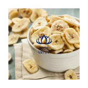 Vente en gros pour l'exportation de chips de banane séchées croustillantes et sucrées, procédées par trempage VF, conditionnées sous vide en vrac, pour collations saines de voyage et garnitures de desserts - Product Image 1