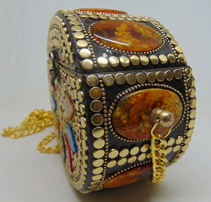 Embellished Classic Magnetic Chain Fashion Clutch Handmade Brass Metal Evening Bag Light Weight 1-1.9L - Product Image 5