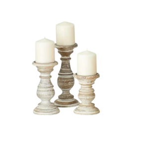 Ensemble de 3 bougeoirs en bois blanc cassé, forme colonne, pour décoration intérieure, finition naturelle, design artisanal - Product Image 1