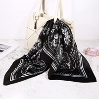 Bandana carré noir en coton à imprimé floral, en polyester, décontracté, multifonctionnel, style quatre saisons, vente chaude, logo personnalisé imprimé