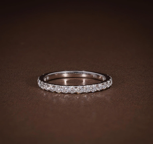 แหวนหมั้นเพชรทรงกลมเจียระไนแบบวินเทจ เงินแท้ 925 ได้รับการรับรองจาก IGI เหมาะสำหรับเป็นของขวัญแต่งงานและวันครบรอบ - Product Image 1