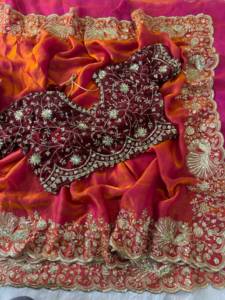 Elegante Saree de Satén con Bordado de Lentejuelas y Hilo, Blusa en Contraste, para Bodas, Fiestas y Eventos Tradicionales, Saree de Lujo - Product Image 6