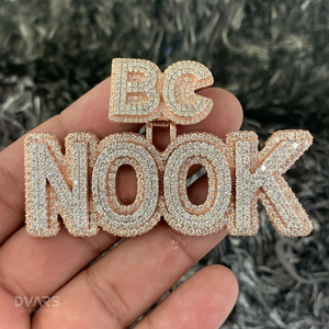 Colgante de Lujo de Plata de Ley 925 con Moissanita Tallada, Certificado GCI IDGL, Personalizado, Totalmente Engastado, Estilo Hip Hop, Chapado en Oro de Dos Tonos, con Engaste de Garra - Product Image 1