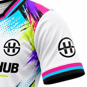 Ensemble Maillot et Short de Football Personnalisé pour Hommes – Tenue de Sport à Manches Courtes pour Équipe – Vente en Gros OEM ODM - Product Image 4