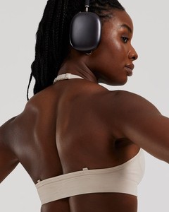 บราตาข่ายปักลูกปัดแบบกลับด้านได้ คอวีลึก พร้อมลายพิมพ์และลายเรียบ รองรับทรงได้ดี เหมาะสำหรับโยคะ - Product Image 4