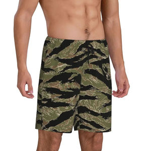 Shorts de chasse pour hommes avec logo personnalisé, imprimé numérique intégral, broderie lettre, patch en toile, camouflage - Product Image 2