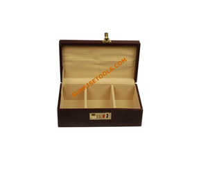 Plastic Jewelry Storage <b>Box</b> Irregular Shape with 3 Compartments and <b>Lock</b> Mechanism <b>for</b> Jewelry Making Supplies SUNTOOLS/STIPL - Product Image 2