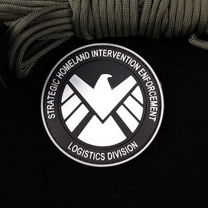 Étiquettes souples gaufrées de haute qualité, patchs en caoutchouc de silicone avec logo, patchs en caoutchouc 3D PVC personnalisés avec logo OEM, durables pour vêtements - Product Image 5