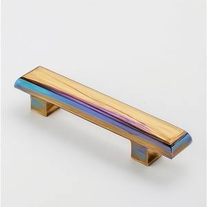 Manija de puerta metálica de alta resistencia adecuada para edificios comerciales y espacios públicos - Product Image 6