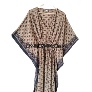 Handmade Ấn Độ Lụa <span class=keywords><strong>Sari</strong></span> <span class=keywords><strong>Kaftan</strong></span> Kimono Của Phụ Nữ Giản Dị Dresses Bikini Cover-Up Áo Dài Tay Áo Bãi Biển Mặc Áo Choàng Dệt Mô Hình - Product Image 6