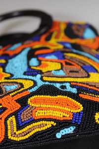 Sac à bandoulière rectangulaire brodé à la main avec motif perlé, artisanat textile, broderie au point de croix, objet d'art de collection - Product Image 6