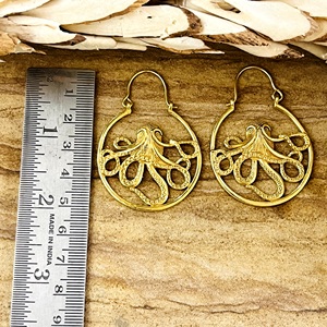 Unique Design Boho <b>Octopus</b> Hoop <b>Earrings</b> Tribal Brass <b>Earrings</b> for Women 18k Gold Plated Animal Jewelry for Wholesale/OEM/ODM - Product Image 3