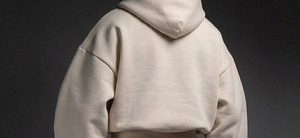 Sweat à capuche oversize personnalisé en molleton bouclette 400 g/m² en coton biologique épais pour homme, coupe courte avec logo imprimé par décoloration sur le devant - Product Image 5