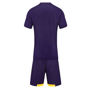 Camiseta de fútbol con gradiente rojo y negro, camiseta de fútbol de manga corta, uniforme deportivo ligero, transpirable, de secado rápido, para entrenamiento de partidos - Product Image 2