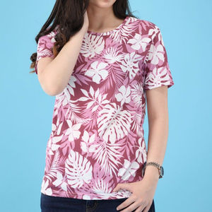 Camiseta Sublimada Ajustada para Mujer en Material de la Mejor Calidad con Tela Suave, Diseño Personalizado, Tallas y Colores a Medida - Product Image 1