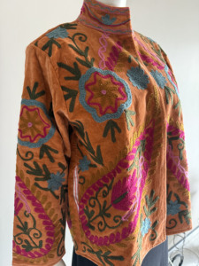 Floral Embroidered <b>Velvet</b> <b>Blazer</b> Mandarin Collar Autumn Women's Jacket Handmade Boho Chic Style Vintage <b>Velvet</b> Suzani Jacket - Product Image 3
