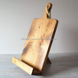 Soporte para libros de cocina de madera Decorinspired, creado para cocinas estéticas, que proporciona encanto, función y estabilidad confiable. - Product Image 1