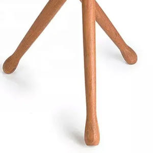 Silla Trípode Plegable Portátil de Cuero Genuino para Caza, Camping y Actividades al Aire Libre en Todas las Estaciones, Imra Impex 2026 - Product Image 2