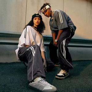 Pantalones Deportivos AMS SPORTS INTL, Estilo Vintage, de Algodón y Poliéster, Corte Recto, Holgados, Diseño Paracaídas - Product Image 3