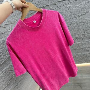 เสื้อยืดผู้ชายสไตล์เรโทร 230 GSM ทรงหลวม ผ้าฝ้าย 100% แขนสั้น คอกลม สีกาแฟ รับสกรีนโลโก้ - Product Image 5