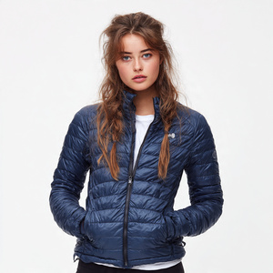 Veste matelassée chaude d'hiver pour femme, col montant, style streetwear, manteau d'extérieur rembourré en duvet pour femme - Product Image 1