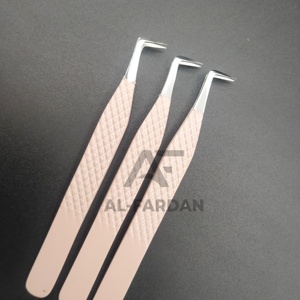 แหนบต่อขนตา AL FARDAN สีเบจนู้ด ปลายเรียว 90 องศา ขนาด 13 มม. ปลายไฟเบอร์ รับทำโลโก้ตามสั่ง - Product Image 3