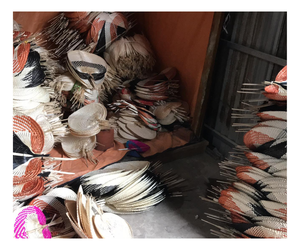 Abanico de Hoja de Palma Hecho a Mano, Estilo Vintage de Bambú, Abanico Refrescante para Eventos al Aire Libre - Product Image 1