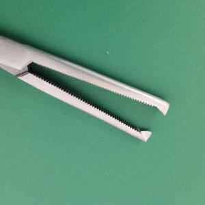 Pinces chirurgicales pour maintenir les os, en acier inoxydable, manuelles, certifiées CE, qualité allemande, classe I ISO13485, par Dentavex - Product Image 2