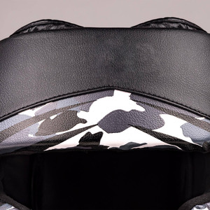Protector de Cabeza de Boxeo Profesional de Cuero con Patrón de Camuflaje, Equipo de Protección Ajustable para Adultos, Uso Deportivo Unisex - Product Image 5