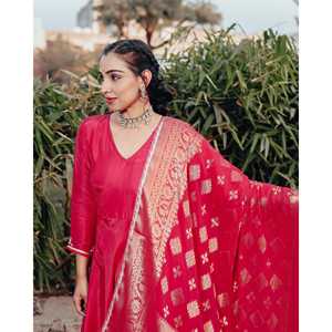 Conjunto de Traje Rojo Satinado Talla XS Devki - Product Image 3