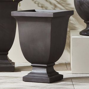 Jardinière carrée en béton avec piédestal, style classique romain, gris foncé, pot de jardin durable - Product Image 1