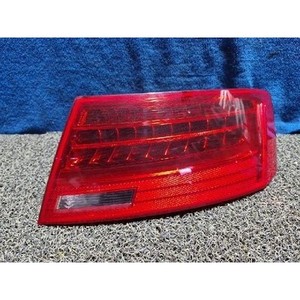 Luz Trasera Derecha Usada A5 8T8945096F - Product Image 1