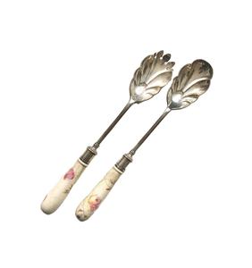 Ensemble de couverts en métal au design tendance et impeccable, style élégant pour les dîners à la maison et les réceptions de mariage - Product Image 1