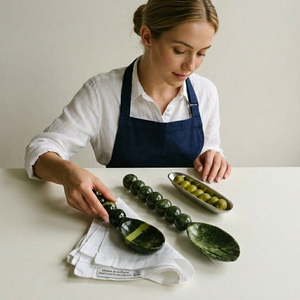 Maison De La Pierre - Serveurs à salade en résine sculptés à la main, texture marbre vert, compatibles lave-vaisselle et micro-ondes, faits à la main, écologiques - Product Image 1