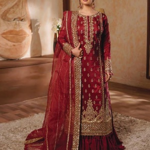 Ensemble Salwar Kameez en soie rouge brodé pour femmes, avec dupatta, robe de mariage traditionnelle indienne et pakistanaise, longueur au sol, coupe classique - Product Image 3