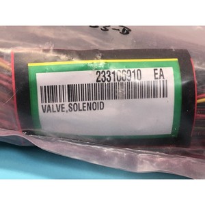 Vanne solénoïde Hitachi 2-812733-B, 233106910 - Équipements et pièces semi-conductrices d'occasion fiables à l'échelle mondiale chez - Product Image 1