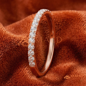Anillo clásico de circonita brillante, anillo de eternidad de oro rosa, anillo minimalista para mujer, regalo de joyería fina - Product Image 1