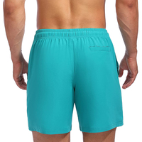 Elige tu estilo y talla con nuestra tabla de tallas de pantalones cortos de playa para hombre, desde XS hasta XXXL, desde talla regular hasta talla alta, y desde talla europea hasta talla americana.