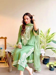 Trajes Salwar Kameez de Diseño Tradicional y Moderno para Mujer, Conjuntos de 3 Piezas Kurta Plazzo para Bodas, Festivales, Fiestas y Recepciones, BLOOMING - Product Image 6