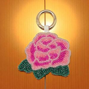 Abalorios con diseños florales y de estrellas, bonitos y personalizados, para uso diario, estilo de nueva tendencia, regalo para niña, para manualidades con cuentas - Product Image 3