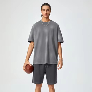 T-shirt à manches courtes gris surdimensionné pour homme, col rond, couleur unie, style décontracté, tissu tricoté 100% coton, respirant - Product Image 1