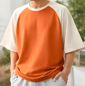 T-shirt Raglan Style Urbain 220 GSM Coton Coupe Oversize Manches Contrastantes Premium Vierge Personnalisable Streetwear - Product Image 4