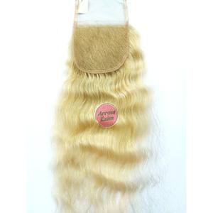 Cheveux indiens Remy ondulés naturels blonds 613 pour fermetures en dentelle avec une densité de 150 % - Product Image 1