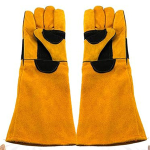 Guantes Largos de Protección para Manipulación de Mascotas de 18 Pulgadas, Resistentes a Mordeduras y Arañazos, de Cuero Vacuno, por GREEN SWIFT INDUSTRIES - Product Image 1