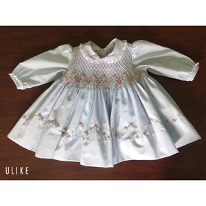 Venta al por mayor de ropa de bebé de alta calidad flor rosa de manga corta llano bebé Floral Smocked vestido de niña de Vietnam - Product Image 1