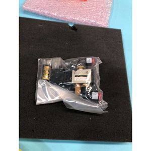 สวิตช์นิรภัย VARIAN E11067600 SOURCE SAFETY SWITCH PNE,VALVE - อุปกรณ์และอะไหล่เซมิคอนดักเตอร์ระดับโลกที่เชื่อถือได้ - Product Image 1
