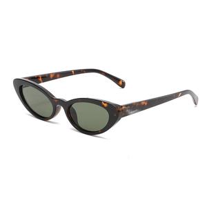 RTS Vente en gros Lunettes de soleil personnalisées à petite monture Design tendance pour hommes à la mode Lunettes de soleil pour femmes Lunettes - Product Image 1