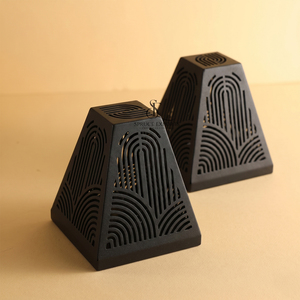 Black Metal Arabic <b>Bakhoor</b> Burner With Geometric Cutout Pattern, Pyramid Shape Ideal For <b>Oud</b>, Incense And Home Fragrance Decor - Product Image 6