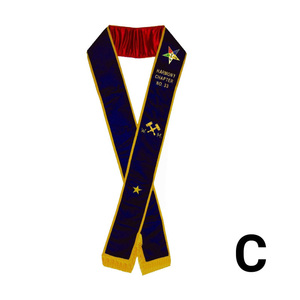 Écharpe personnalisée en velours violet OES pour Matrone, avec broderie dorée du nom du chapitre, emblème de l'Étoile d'Orient et franges dorées - Product Image 4